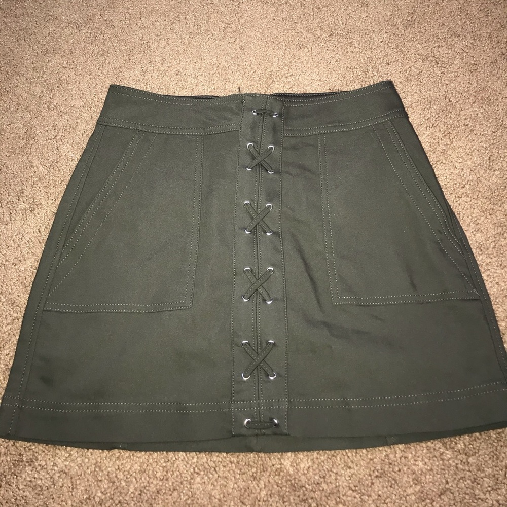 Express mini skirt